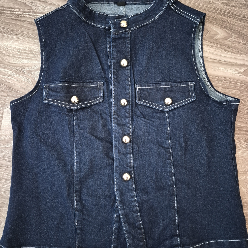 Brand New. No Tags. Sleeveless Denim Vest with Button Details